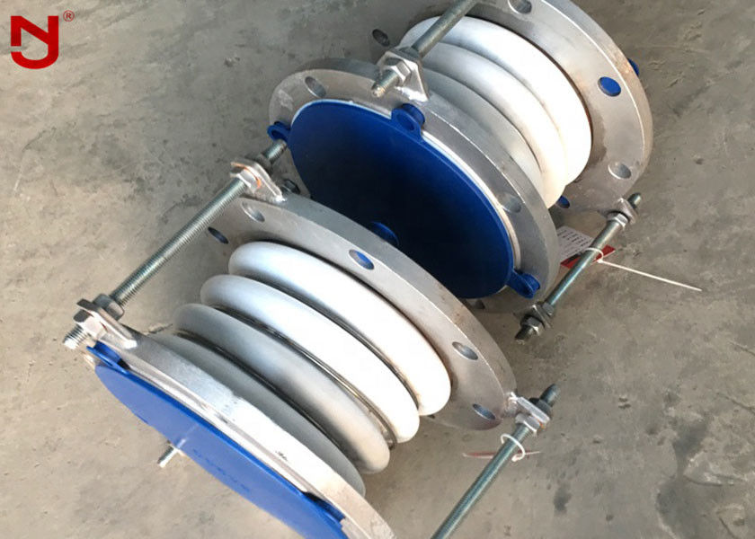 Не вставьте соединения расширения мембран Ptfe гофрированные с фланцом ANSI BS DIN